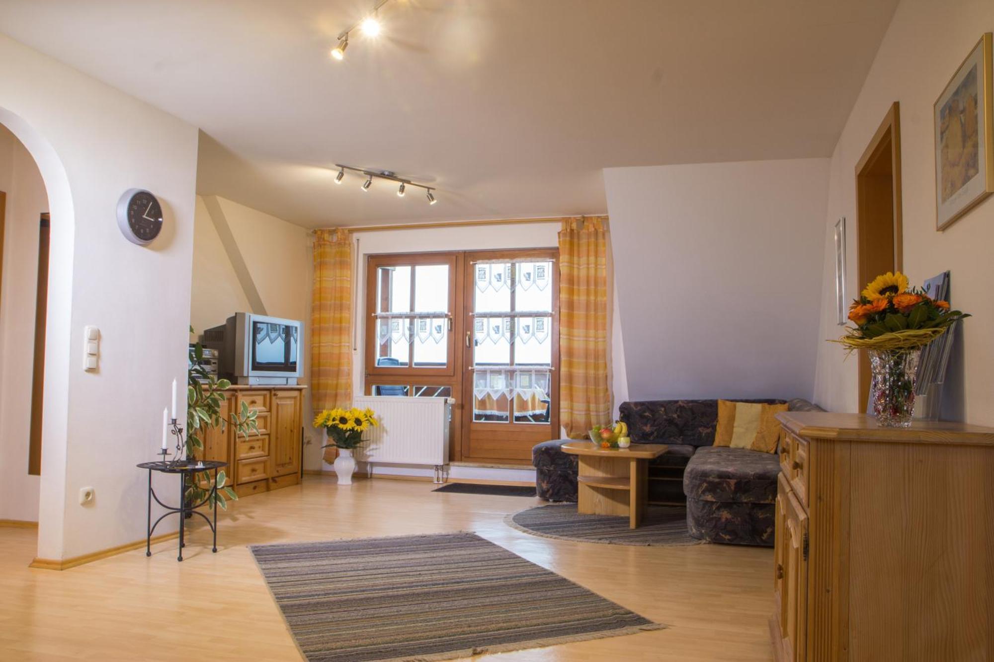 Ferienwohnung Am Sonnenhang Neualbenreuth Exterior foto